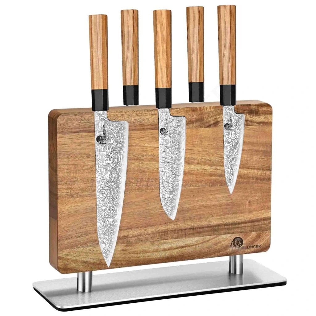 foto Magnetick� dr��k na no�e z ak�ciov�ho d�eva s nerezovou z�kladnou v�ha 3800 g